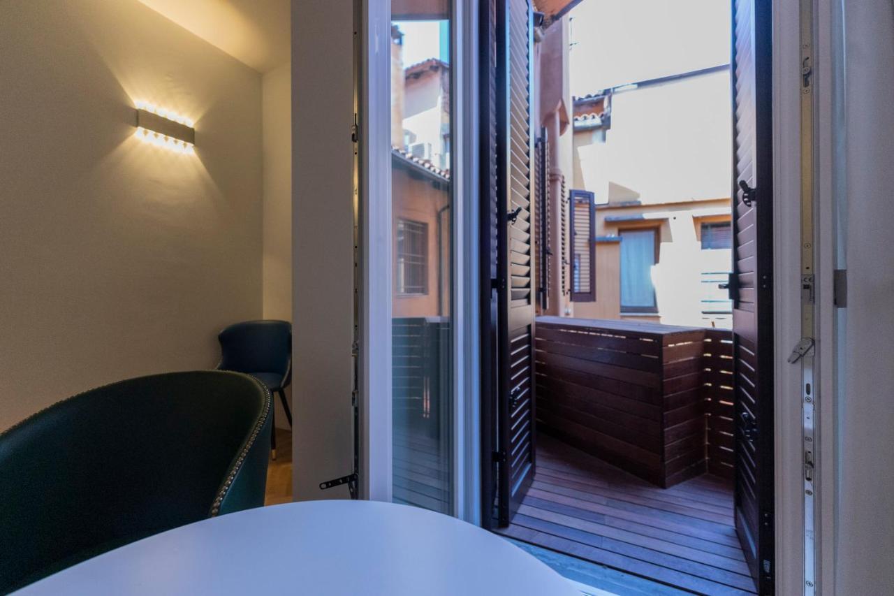 Aldrovandi Luxury Suites And Apartment Bologna Kültér fotó