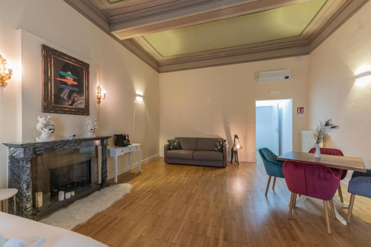 Aldrovandi Luxury Suites And Apartment Bologna Kültér fotó