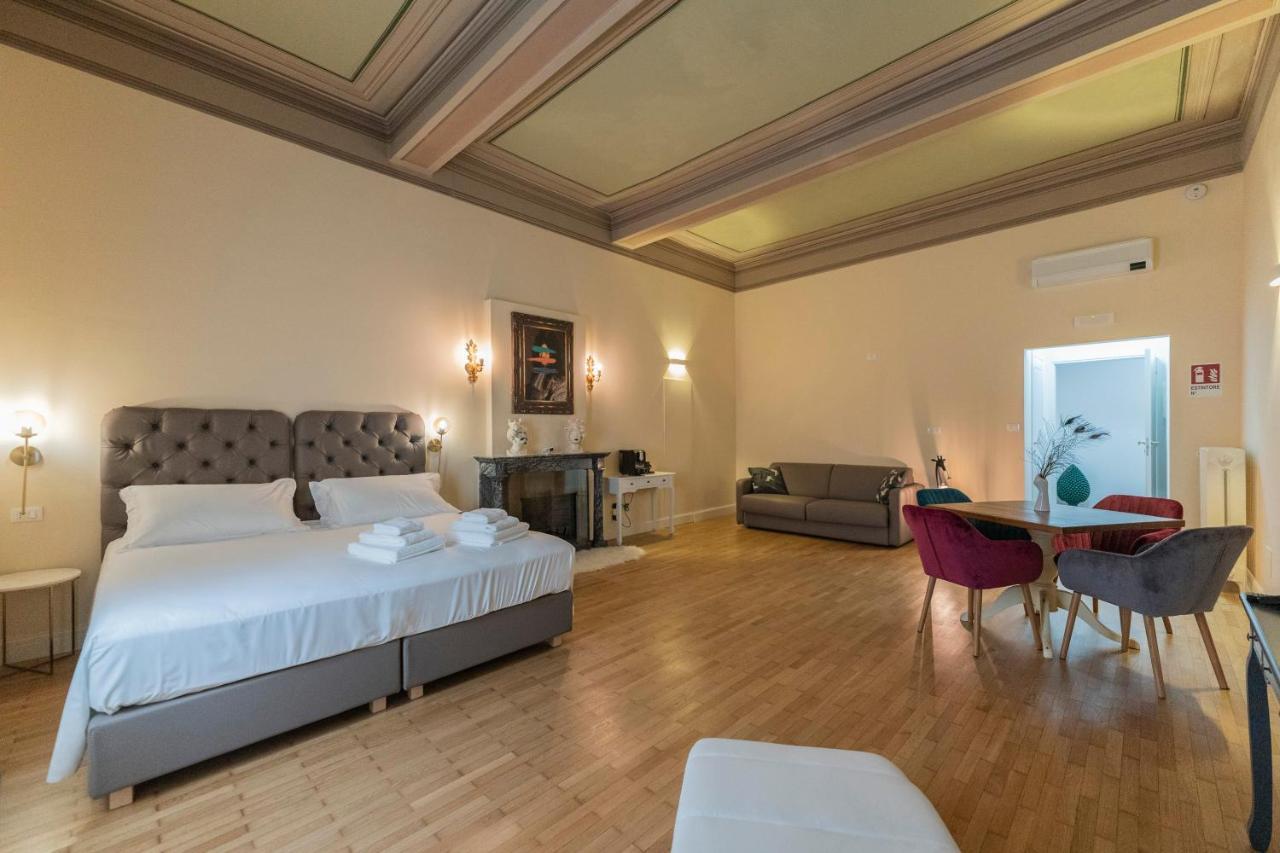 Aldrovandi Luxury Suites And Apartment Bologna Kültér fotó