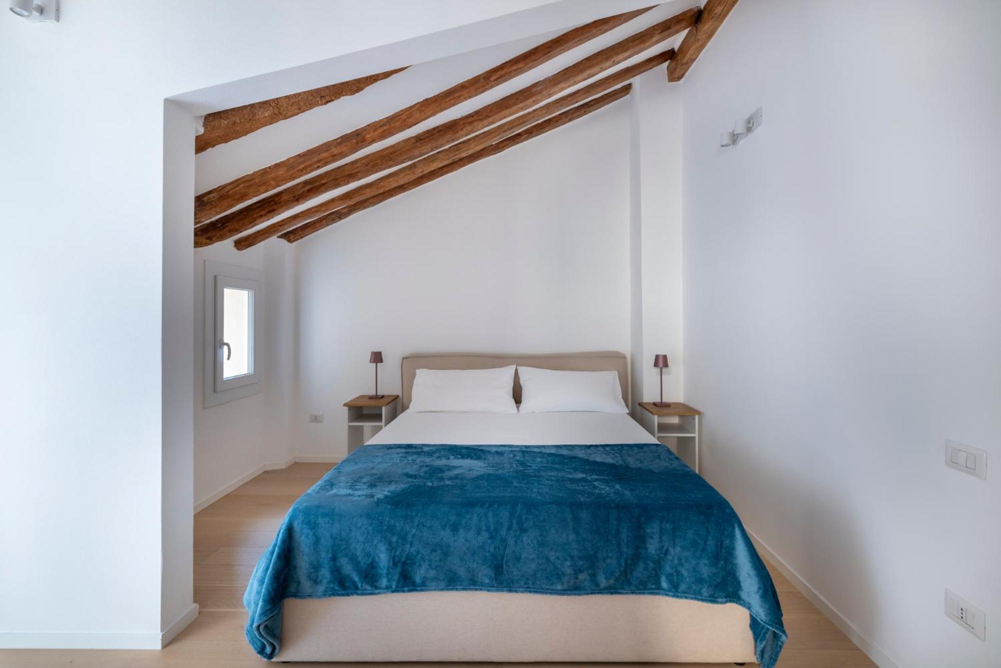 Aldrovandi Luxury Suites And Apartment Bologna Kültér fotó