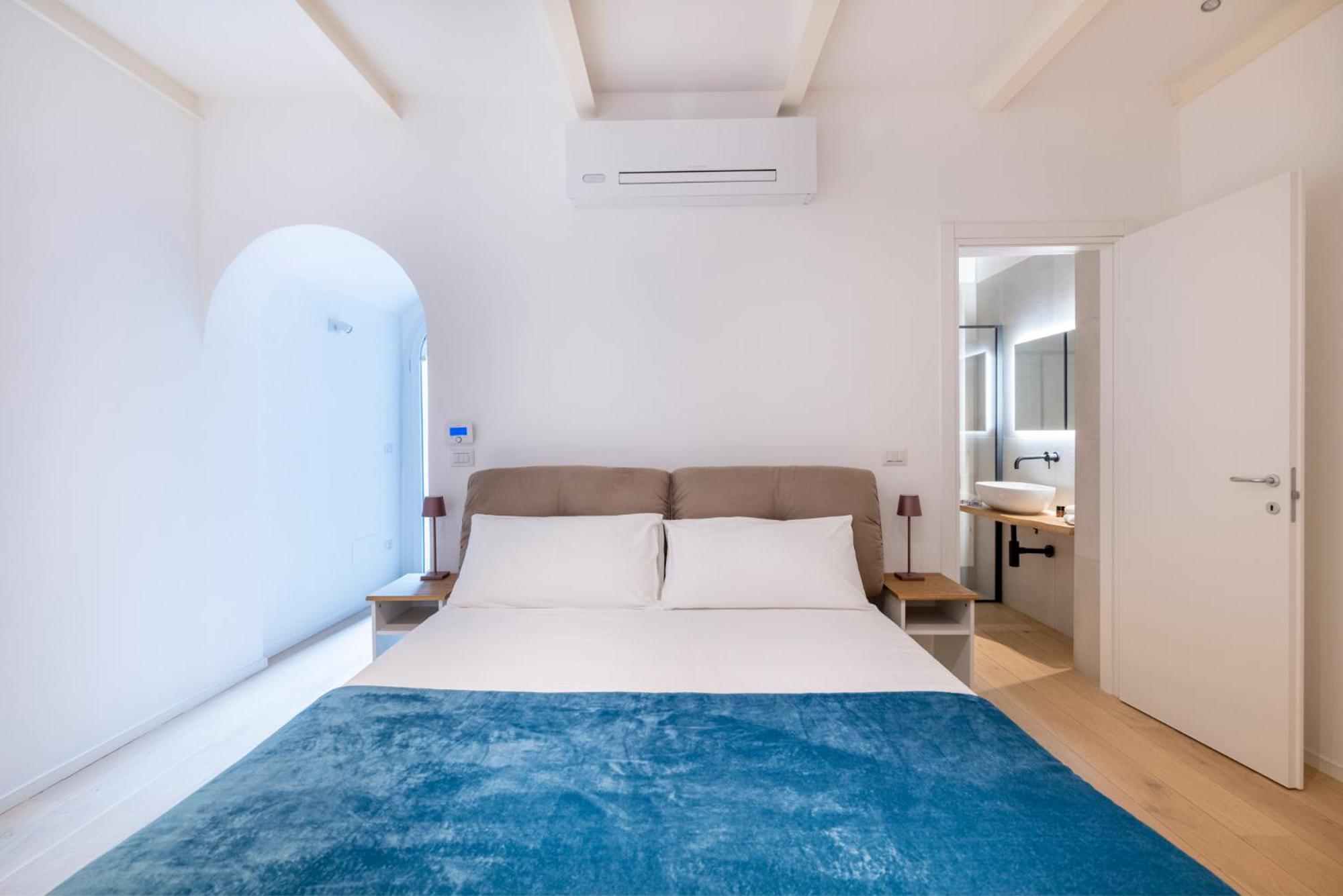Aldrovandi Luxury Suites And Apartment Bologna Kültér fotó